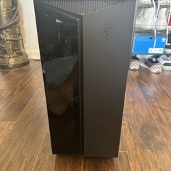 Msi MPG Gungnir 110R
