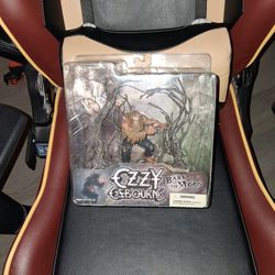 Ozzy Osborne Bark At The Moon