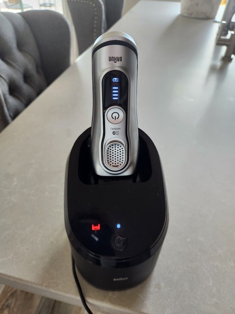 Braun Electric Foil Shaver Series 9