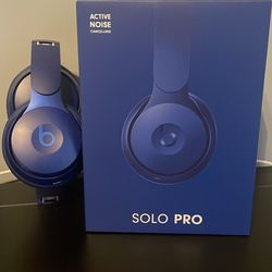 Beats Solo Pro Barely Used 