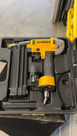 Dewalt Brad nailer 18 gauge