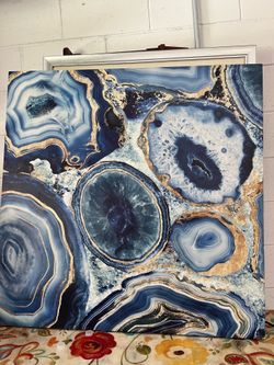 Royal blue and gold wall decor