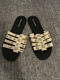 Women’s Marc Fisher Sandals 