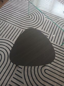 Triangular table
