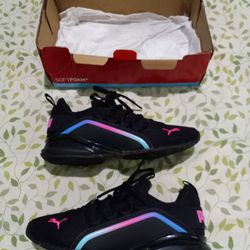 $40  Now,puma  Pink And Black Memory Foam Womens Size 7