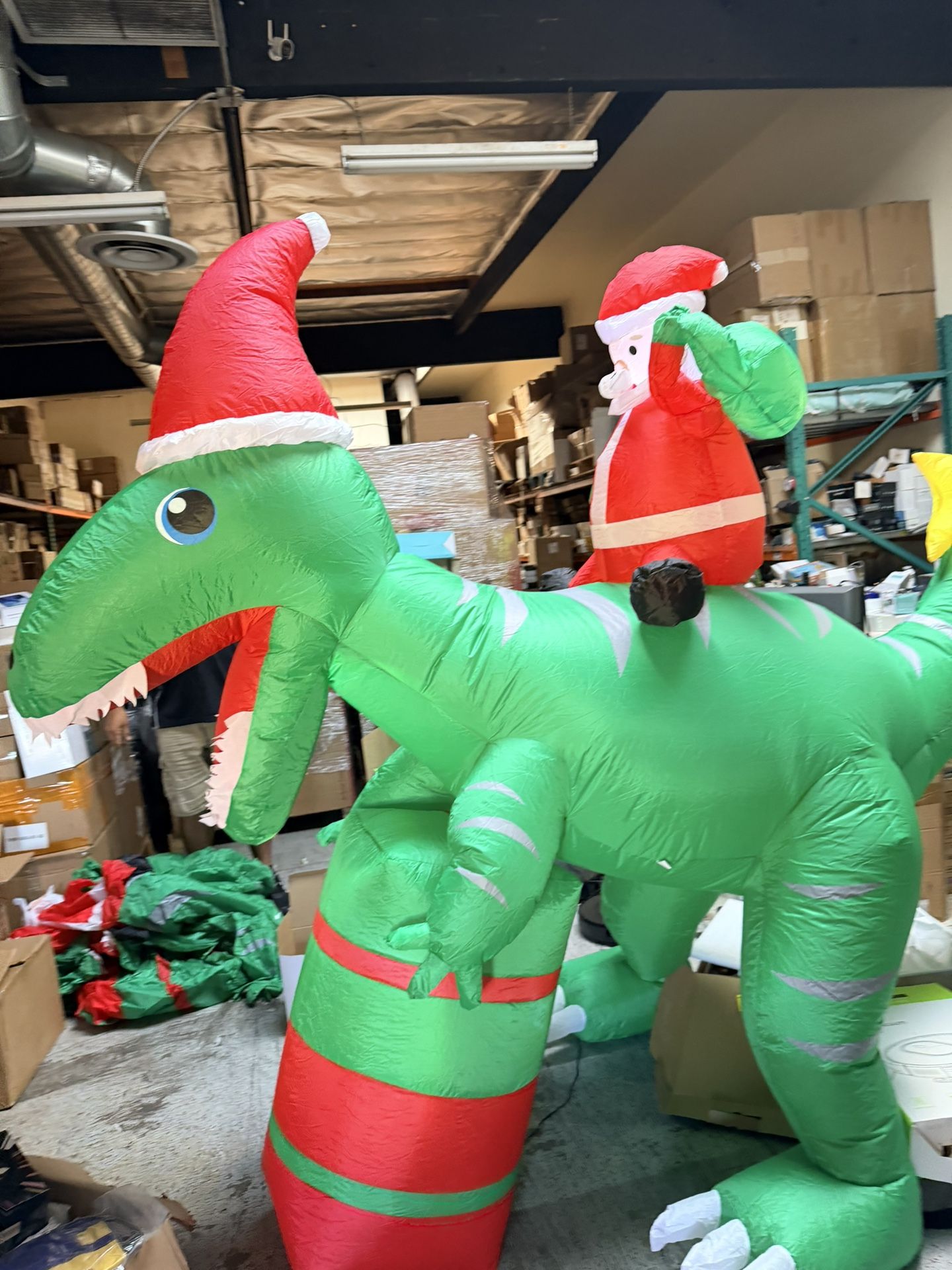 7.87 FT Christmas Inflatable Santa Claus Ride on Dinosaur, Build in LED Lights Blow up Christmas Decorations for Outdoor Yard Garden Lawn Holiday Part