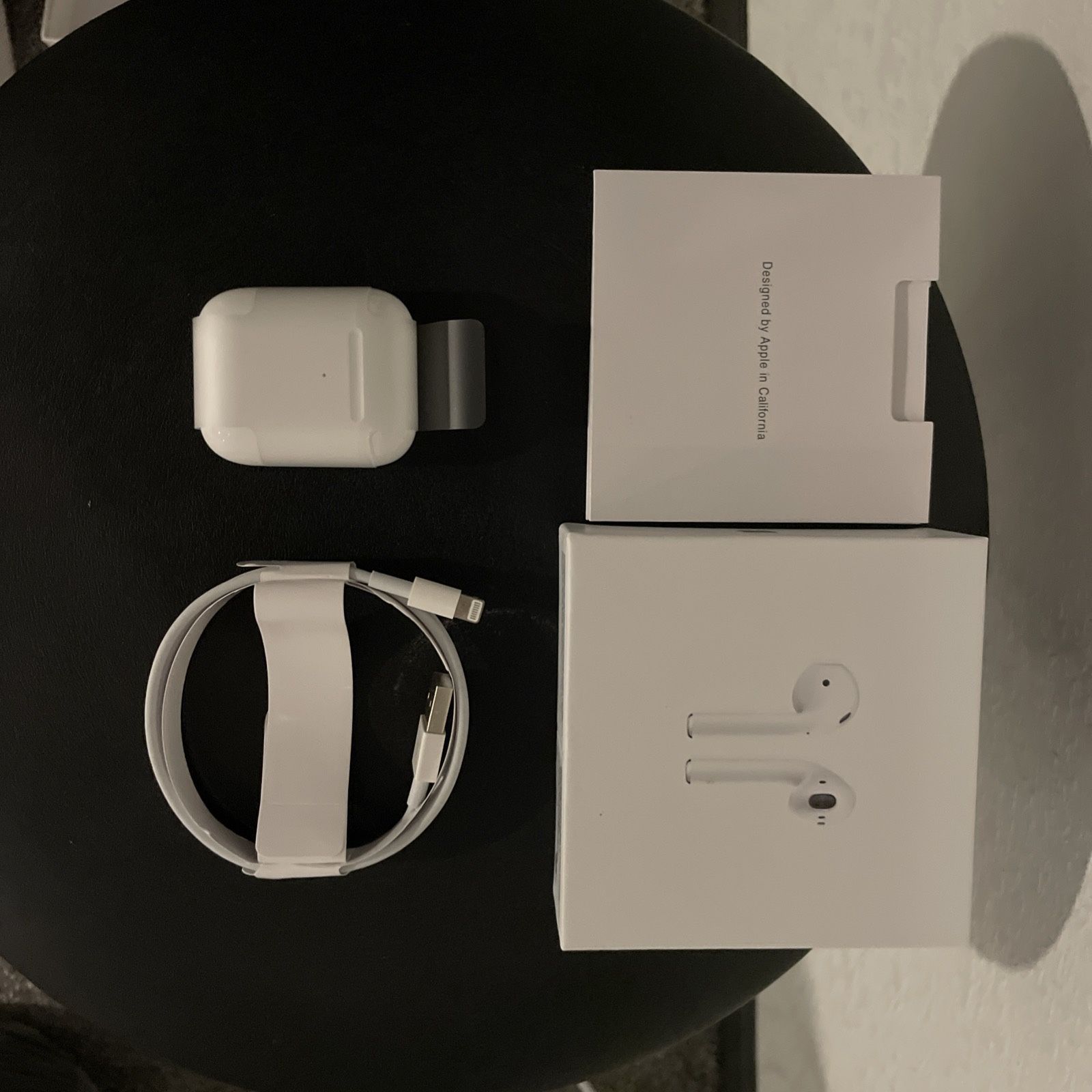 Apple AirPods 2 Gen