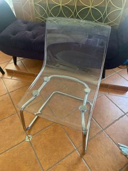 Clear chair