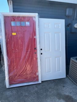 Vendo estas 2 puertas nuevas$$$300 x las 2.  36x80 exterior