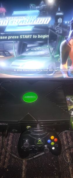 Xbox OG bundle with three games One controller