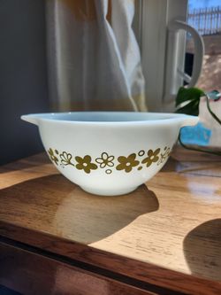 Vintage Pyrex Mixing Bowl Spring Blossom Pattern