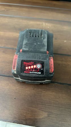 Milwaukee M18 XC 5 amp 18V battery