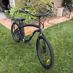 MURF 750W Class 2 Electric Cruiser Bike – 20 MPH – Low Miles