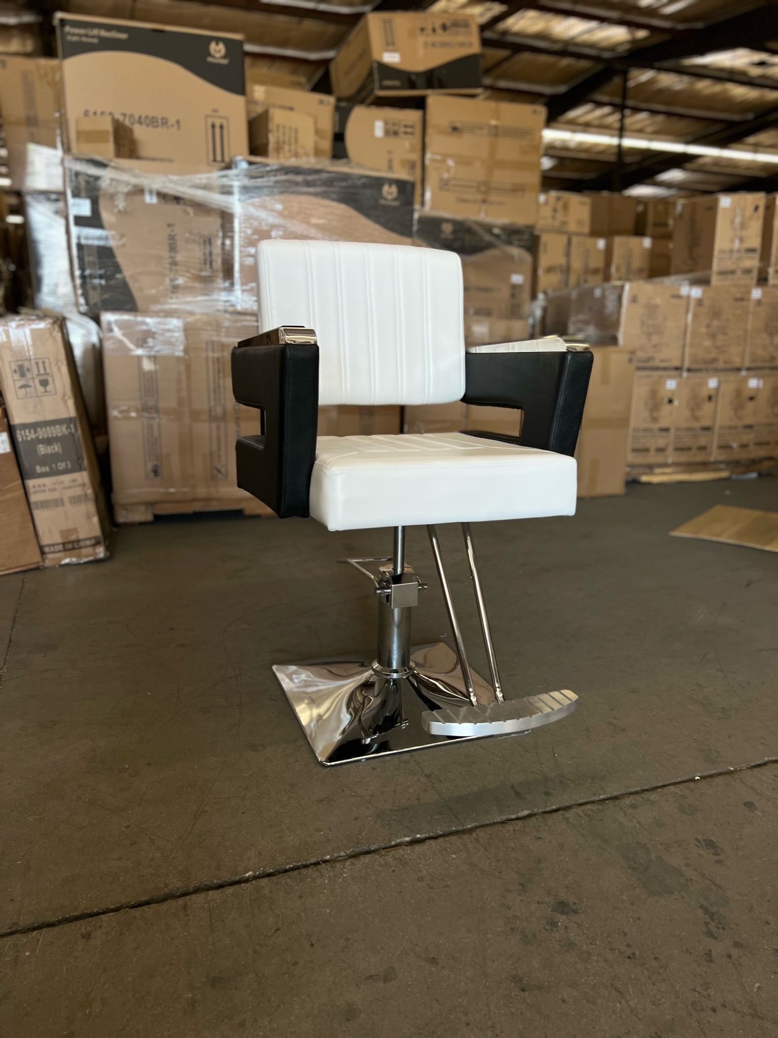 Salon Chair For Hair Stylist, All Purpose Hydraulic Barber Styling