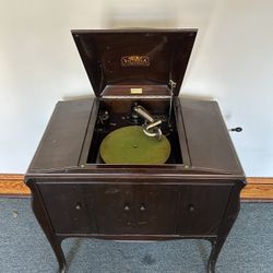 Vv-240 Victor Victrola Phonograph Talking Machine (Cabinet)
