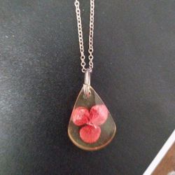 Flower Necklace 