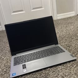 Microsoft windows 11 Home Laptop
