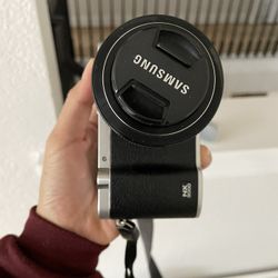 Samsung Camera NX300