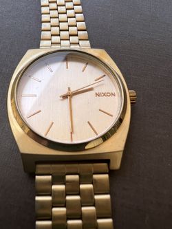 Nixon Watch