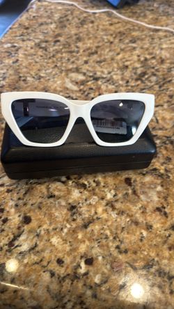 Lentes nuevos Tiffany precio. 250