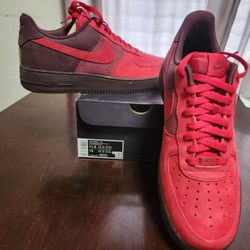 Men’s Nikes AF1 Valentines Edition 