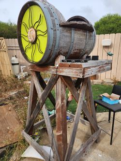 Barrel Lifeguard TOWER
