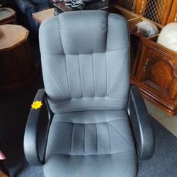 Adjustable Rolling Office Chair