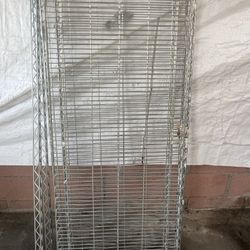 Se Vende Raca De Seis Pies