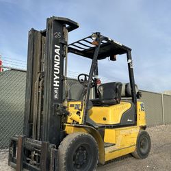 Hyundai Forklift Priced To Sell 