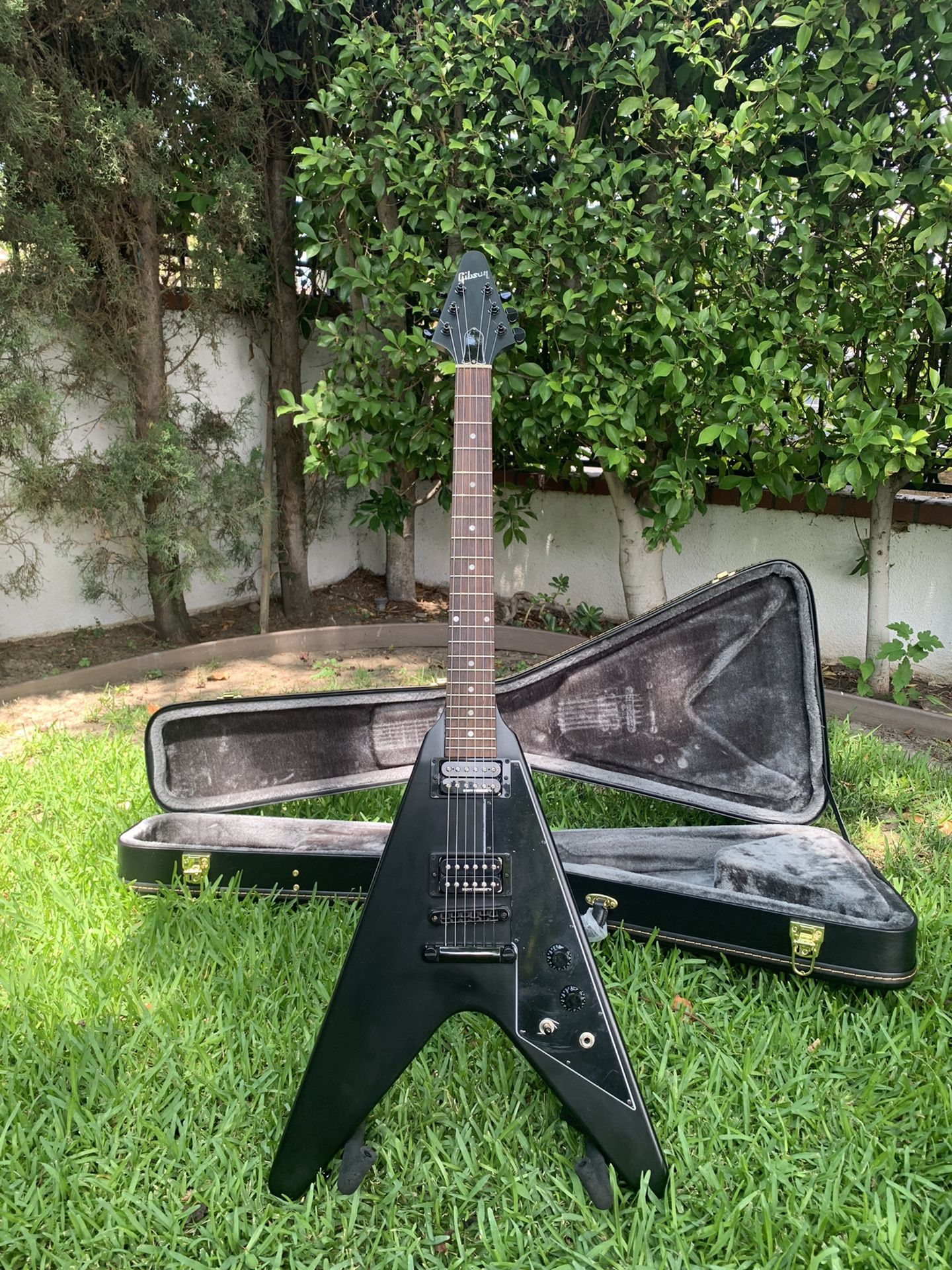 Gibson B2 Flying V