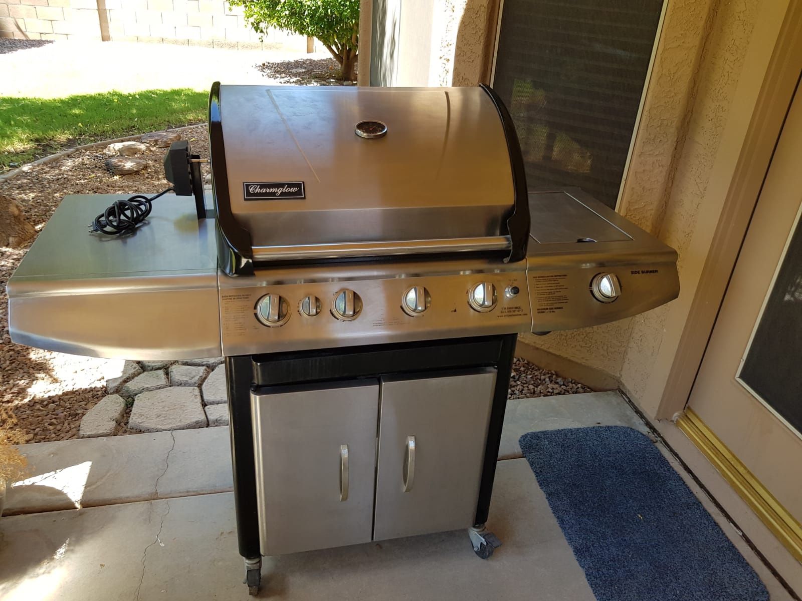 Charmglow BBQ grill with cover