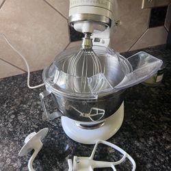 Friendswood tx kitchenAid stand mixer KSM90 300W ultra power with attachments 