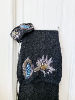 Vintage Italy 6ft long Blanket Shawl Scarf & matching winter Hat SET Wool Satin