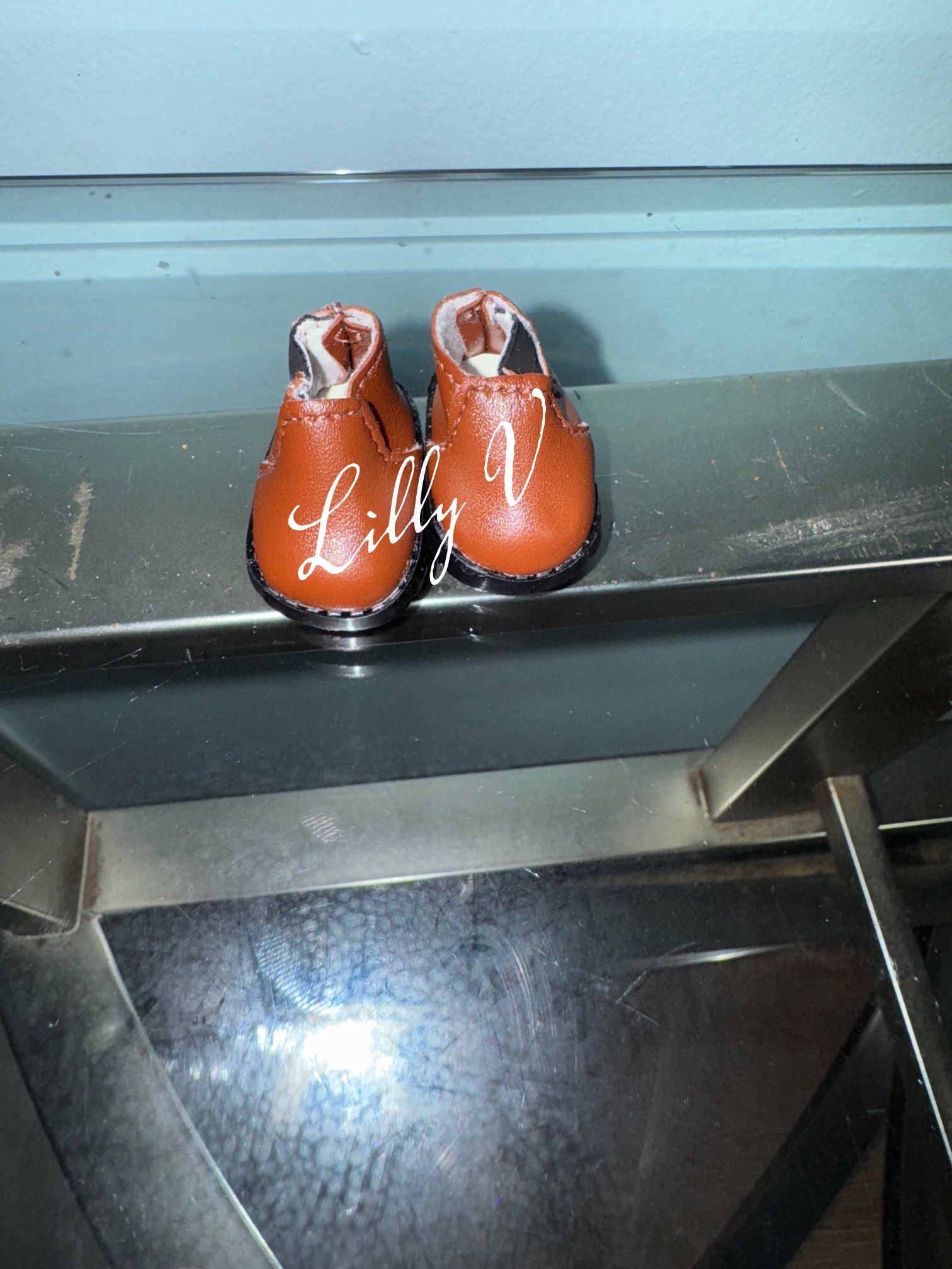 Brand new shoes for Labubu 