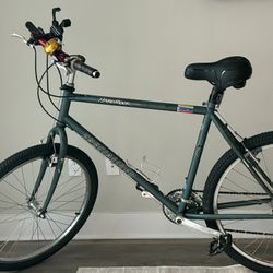 Specialized Hardrock  Bicycle