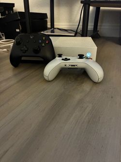 Xbox 1s with 2 controllers