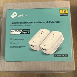 TP- Link AV2000 Hardwire Internet Power line Adapter