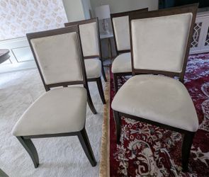 New 6  dinning chair beige