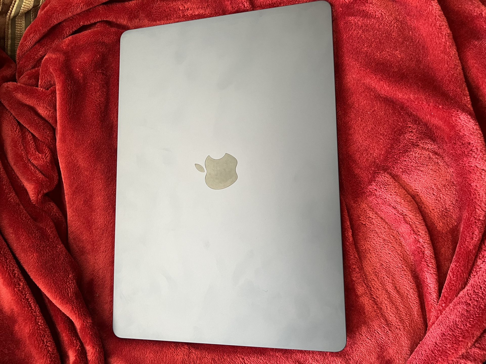 Apple - MacBook Air 15" Laptop - M2 chip - 8GB Memory - 256GB SSD (Latest Model) - Midnight