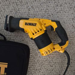 Safford Equipment DeWalt dwe357 Corded Compact Reciprocating Saw – 12 Amp