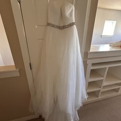 Wedding dress