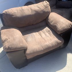 Couch set 