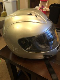 Motorcycle helmet