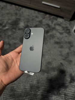 iPhone 16 unlocked