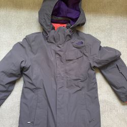 North face women’s Ski Coat (M)