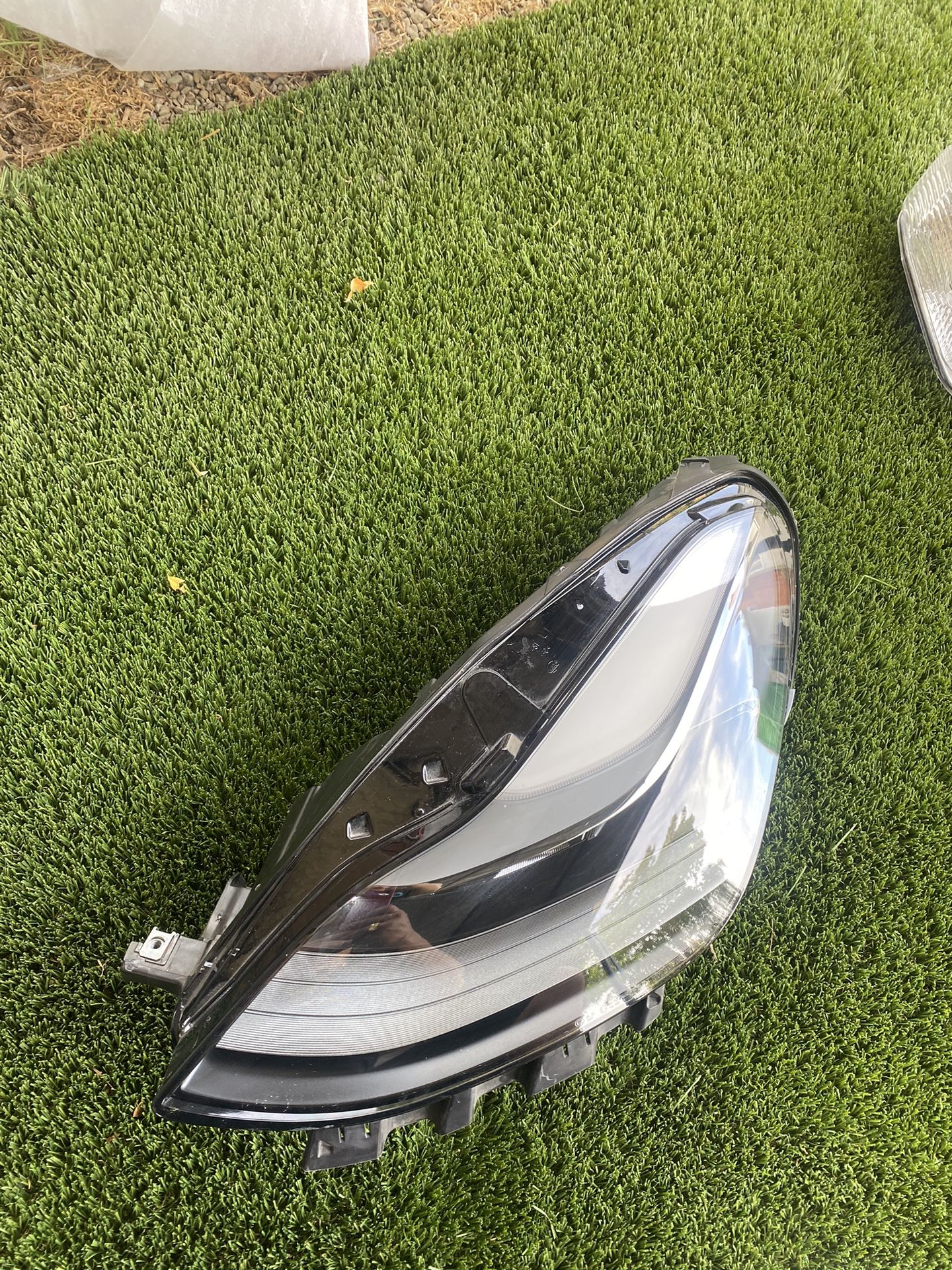 Tesla 2021 Headlight