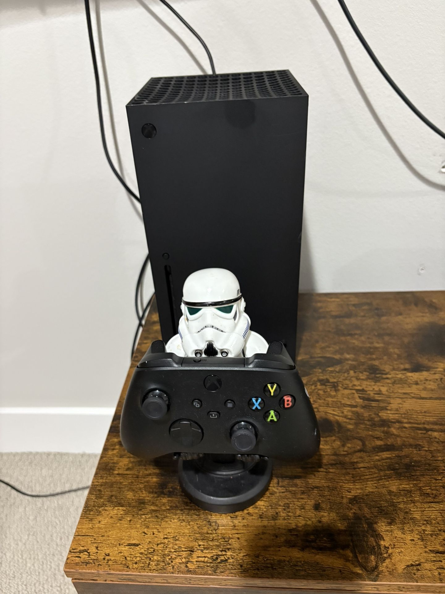 Xbox Series X 1TB (with Controller + Stand)