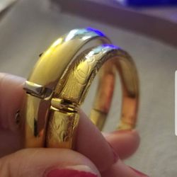 2 Gold  Bangle bracelets