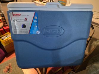 Coleman 75qt Wheeled Cooler