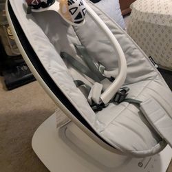 4Moms Mama Roo Swing